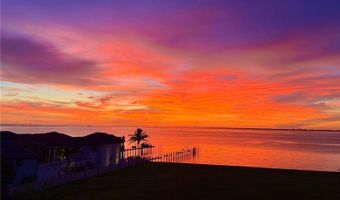 6418 MAYRA SHORES Ln, Apollo Beach, FL 33572