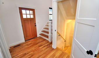 152 E Hill Rd, Canton, CT 06019