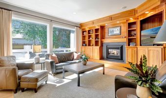 3436 Discovery Bay Dr, Anchorage, AK 99515