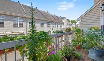 5022 BARBOUR Dr B, Alexandria, VA 22304