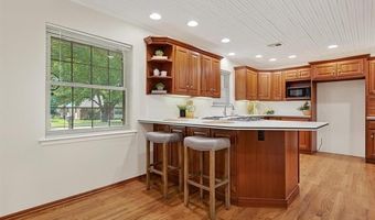 1258 Guinn Ln, Bartlesville, OK 74006