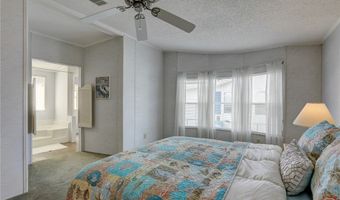 638 Papaya Cir, Barefoot Bay, FL 32976