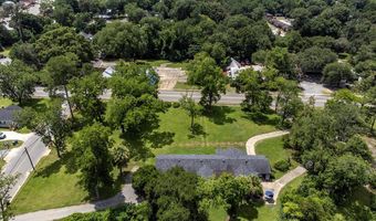 703 A & B Adderton St, Americus, GA 31719