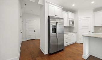 3471 Hawks Creek Dr, Apison, TN 37302