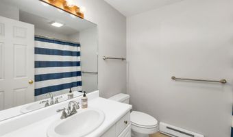 4 Vista Dr 101, Ashland, NH 03217