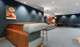 1016 S WAYNE St 1008, Arlington, VA 22204