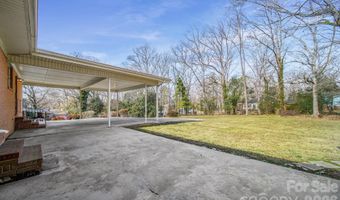 701 E Oakwood Ave, Albemarle, NC 28001