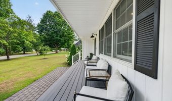 6 Hawthorne Cir, Andover, MA 01810