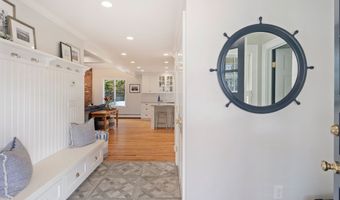 7 Waverly Rd, Darien, CT 06820