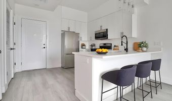 425 AVENUE C 504, Bayonne, NJ 07002