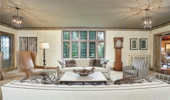 47 S Wheaton Rd, Akron, OH 44313