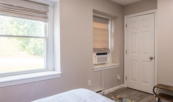 46 Broadview Ave, Auburn, ME 04210