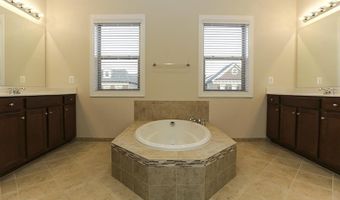 20725 JENNIFER ANN Dr, Ashburn, VA 20147