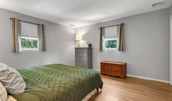 180 Grand Ave, Atlantic Highlands, NJ 07716