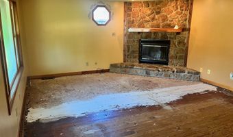 6407 Bluff Rd, Indianapolis, IN 46217