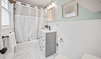 188 E Royal Forest Blvd, Columbus, OH 43214