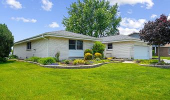 11 E Appletree Ln, Arlington Heights, IL 60004