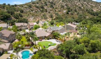 2928 Burnet Dr, Escondido, CA 92027