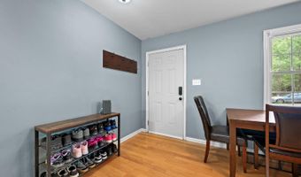 341 Courtland Dr, Appomattox, VA 24522