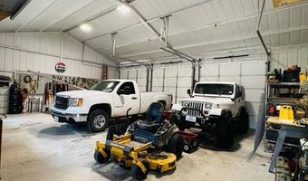 2075 County Road 2585, Alvord, TX 76225