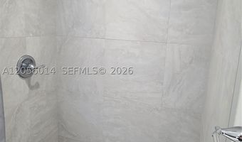 3625 N Country Club Dr 2408, Aventura, FL 33180