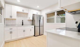 1523 SILVER STAR Rd, Orlando, FL 32804