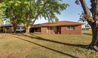 811 W Pleasant, Aurora, MO 65605