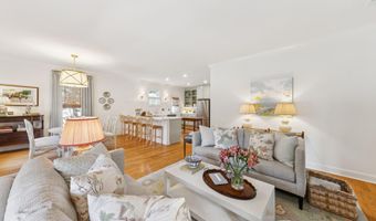 1711 Duke St, Beaufort, SC 29902