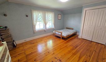 49 Tyler St, Brattleboro, VT 05301