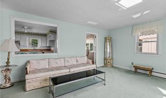 78 Ellery Rd, Newport, RI 02840