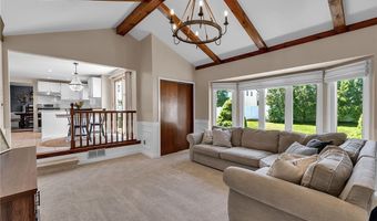 209 Mcnair Rd, Amherst, NY 14221