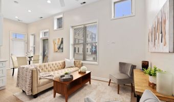 744 N May St 202, Chicago, IL 60642