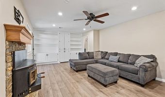 1050 Grandview Dr, Bartlesville, OK 74006