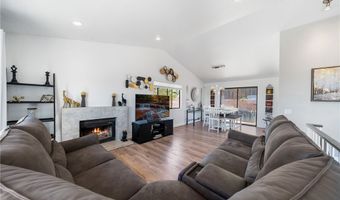 2041 Woodland Gln, Escondido, CA 92027