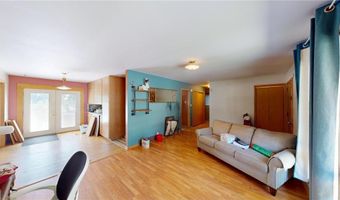 417 Euclid St, Alden, MN 56009