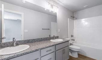 6300 NW Kathleen St, Bentonville, AR 72713