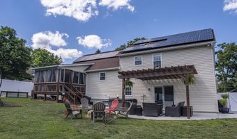 359 Reiling Ln, Altoona, PA 16601