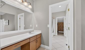 5536 LUMINAR POINTE Ln, Apollo Beach, FL 33572
