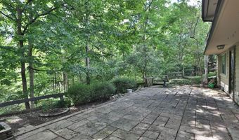 519 E Cooke Rd, Columbus, OH 43214