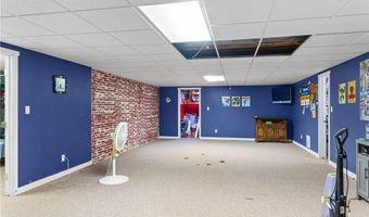 4082 Huntington Ct, Ashtabula, OH 44004