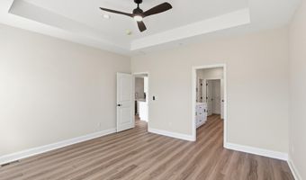 5 SEATTLE SLEW Ln, Berlin, MD 21811