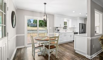 6119 Carmel Station Ave, Charlotte, NC 28226
