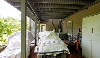 330 N Countryside Dr, Ashland, OH 44805