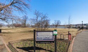 811 GIBBON St, Alexandria, VA 22314