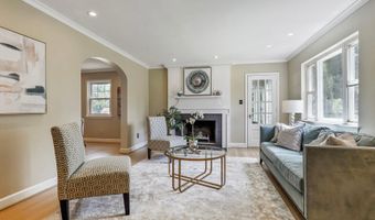 6111 WASHINGTON Blvd, Arlington, VA 22205