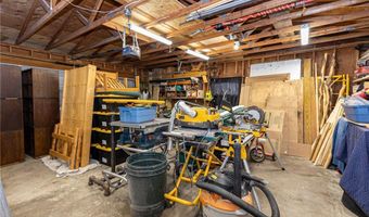 102 Ross Gdn NW, Alexandria, MN 56308