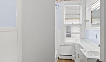 16 Lincoln Ave, Amsterdam, NY 12010