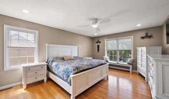 28 CLARK Rdg, Hockessin, DE 19707