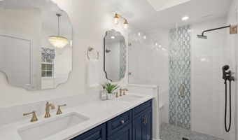 5714 HUNTINGTON Pkwy, Bethesda, MD 20814