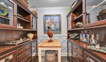 6907 BRADLEY Blvd, Bethesda, MD 20817